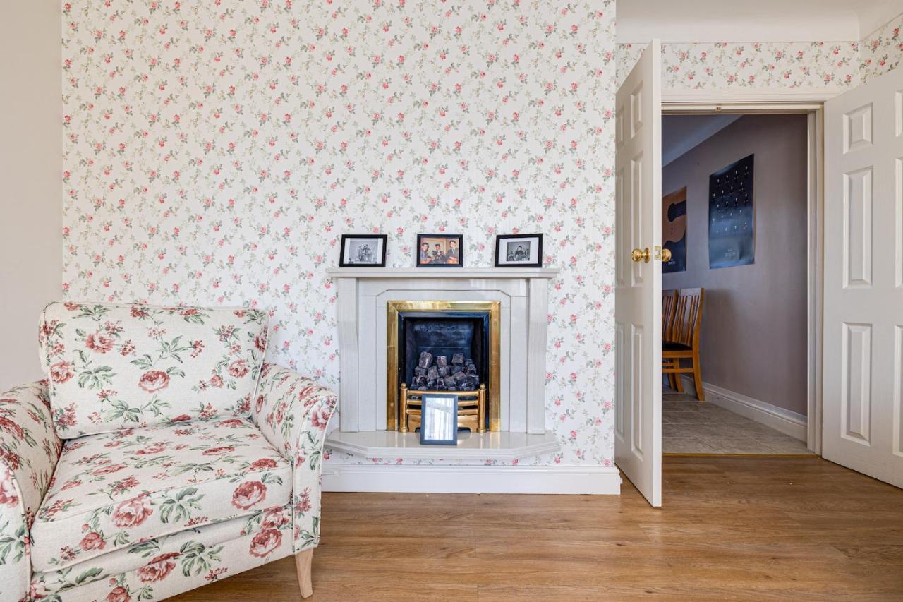 George Harrison'S Former 3Bed Home In Liverpool 斯皮克 外观 照片